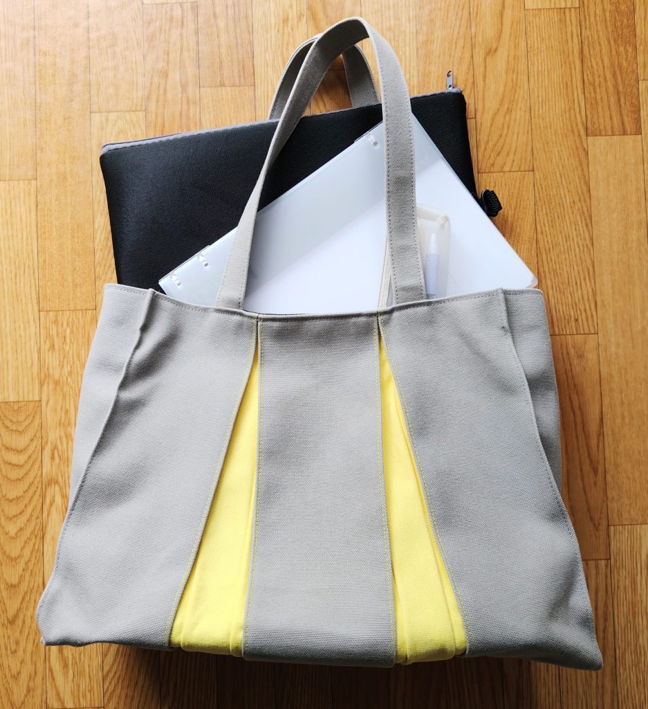 KOSHO ougi 帆布 トートバック MH　グレー×イエローの収納イメージ